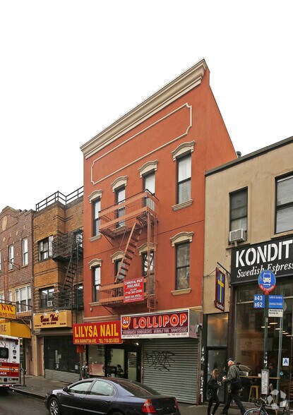 Primary Photo Of 685 Manhattan Ave, Brooklyn Storefront Retail Residential For Lease