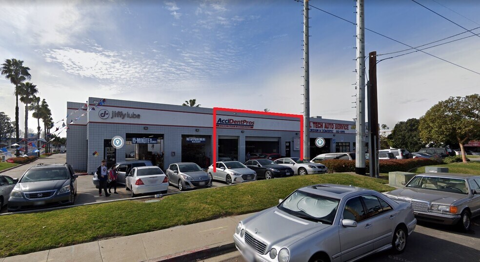 More Photos Of 6696 Miramar Rd, San Diego Auto Repair For Lease