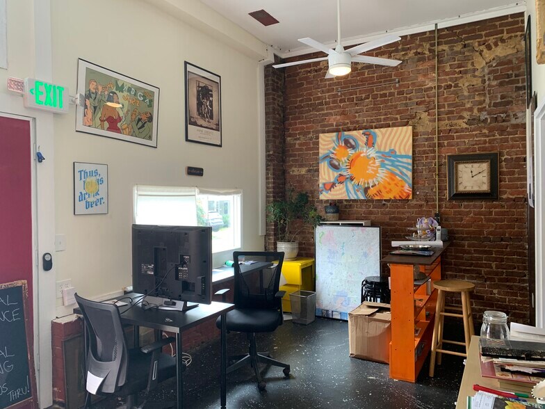More Photos Of 1392-1394 Mclendon Ave, Atlanta Storefront For Lease