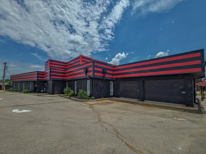 More Photos Of 6001 Nw Expressway, Oklahoma City Office For Sale