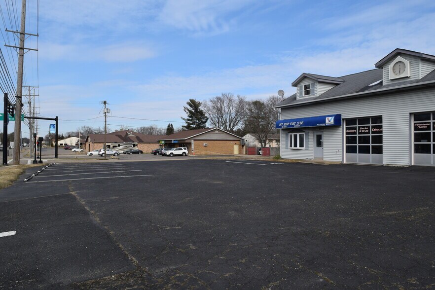 More Photos Of 9360 State Route 43, Streetsboro Auto Repair For Sale