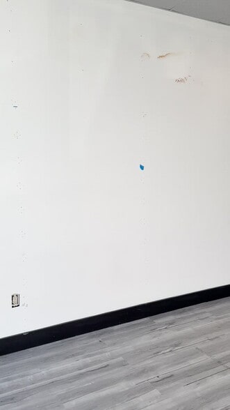 Primary Photo Of 5150 Buford Hwy NE, Doraville Storefront For Lease