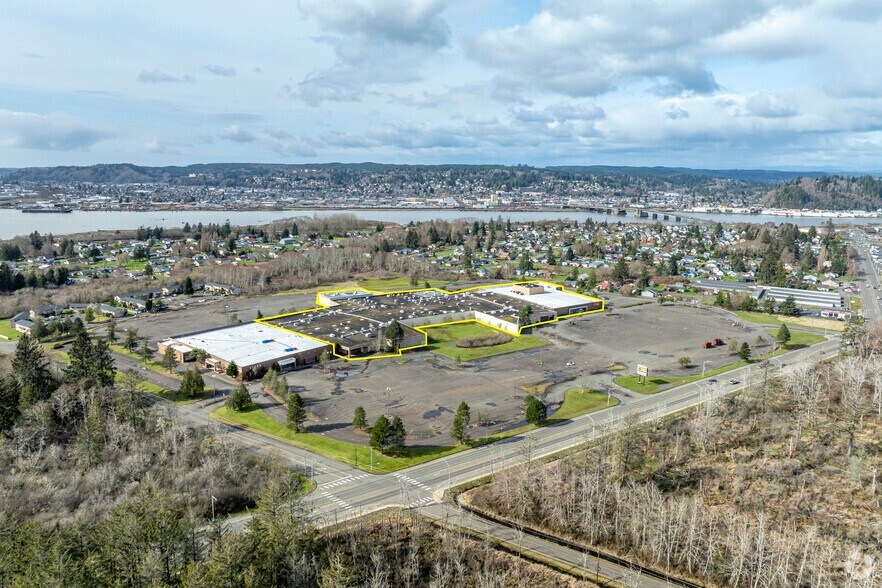Primary Photo Of 901 & 1017 S BOONE ST, Aberdeen General Retail For Sale