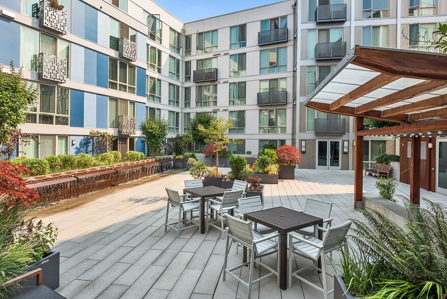 More Photos Of 118 Republican St, Seattle Apartments For Lease