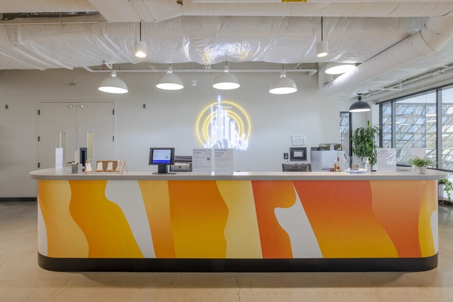 More Photos Of 10000 W Washington Blvd, Culver City Office For Sale