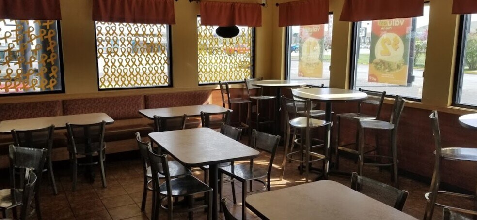 More Photos Of 1821 E Cedar St, Rawlins Fast Food For Sale