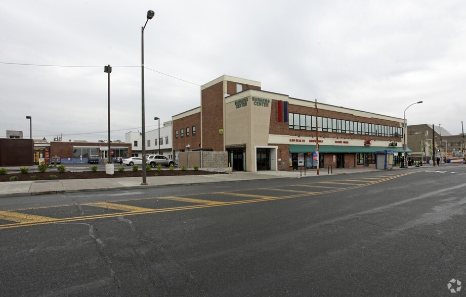 More Photos Of 200-220 W Chelten Ave, Philadelphia Storefront Retail Office For Lease