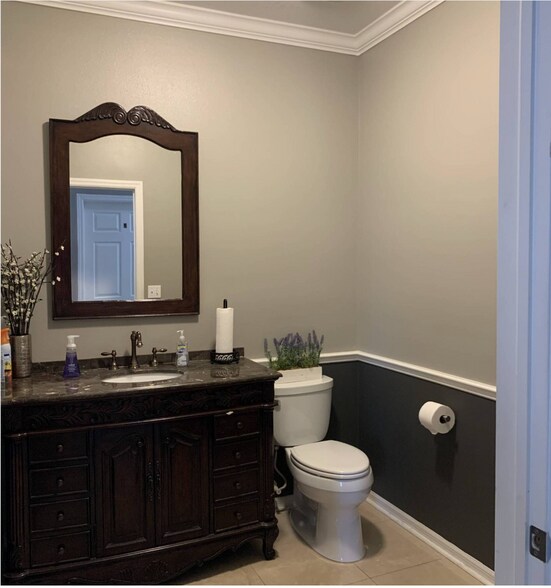 More Photos Of 6922 Linebaugh Ave, Tampa Medical For Lease