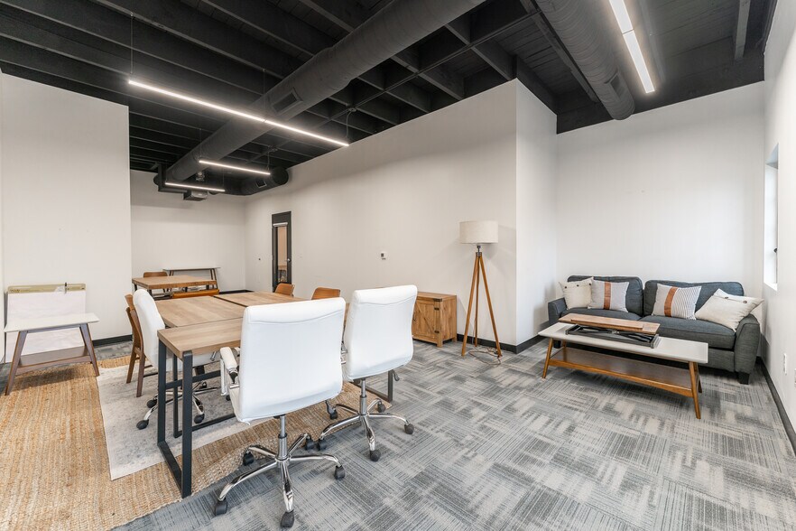 More Photos Of 1028 Virginia Ave, Indianapolis Office For Lease