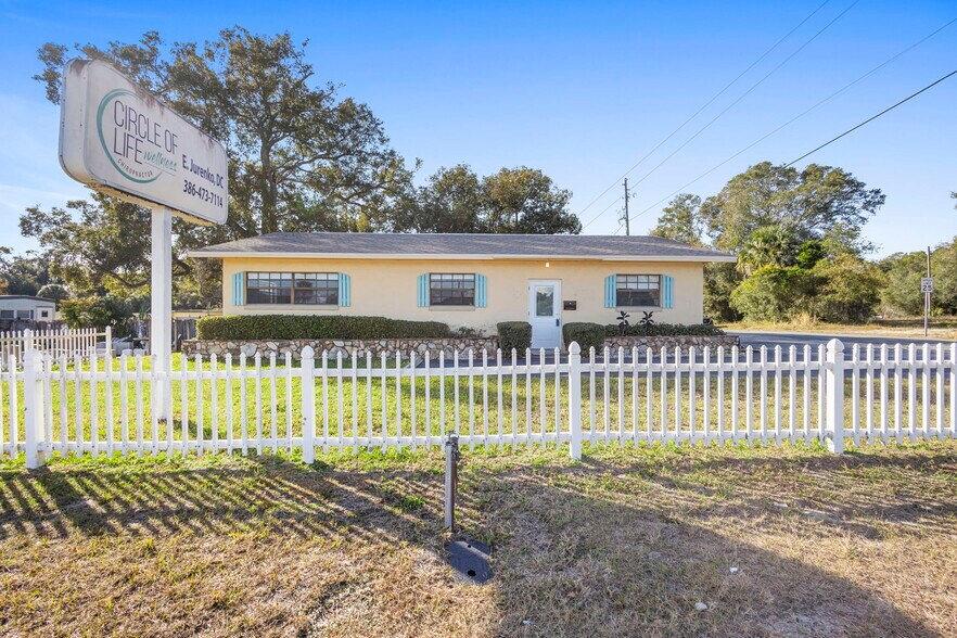 More Photos Of 1995 N Volusia Ave, Orange City Freestanding For Sale
