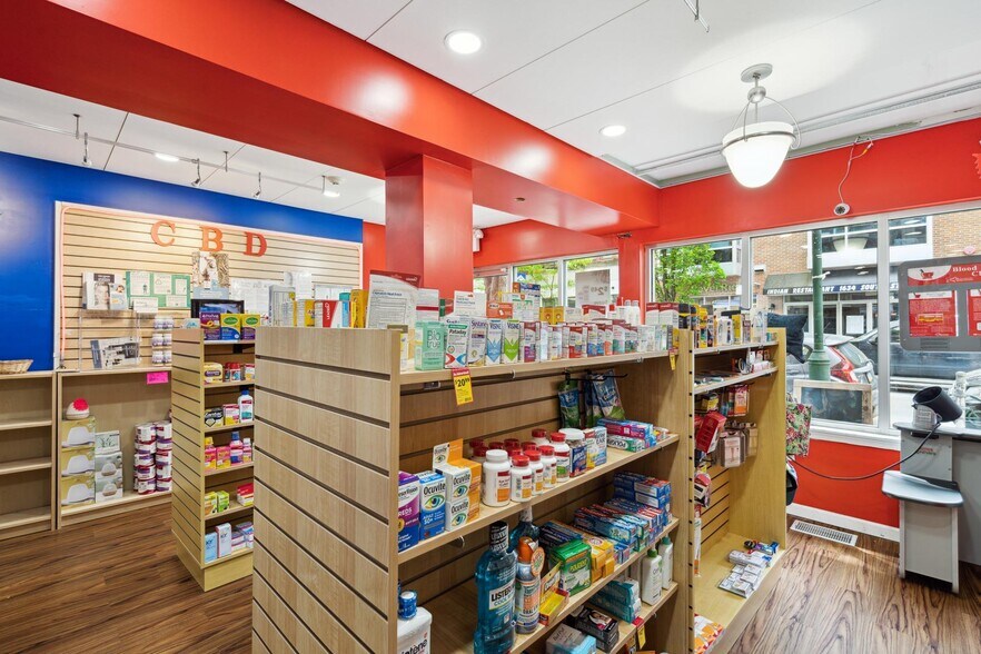More Photos Of 1631-33 South St, Philadelphia Storefront Retail Office For Sale