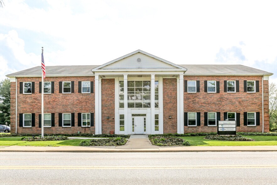 More Photos Of 704 Lisburn Rd, Camp Hill Office For Lease