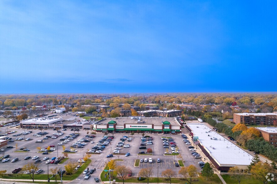 More Photos Of 830 Buffalo Grove Rd, Buffalo Grove Unknown For Lease