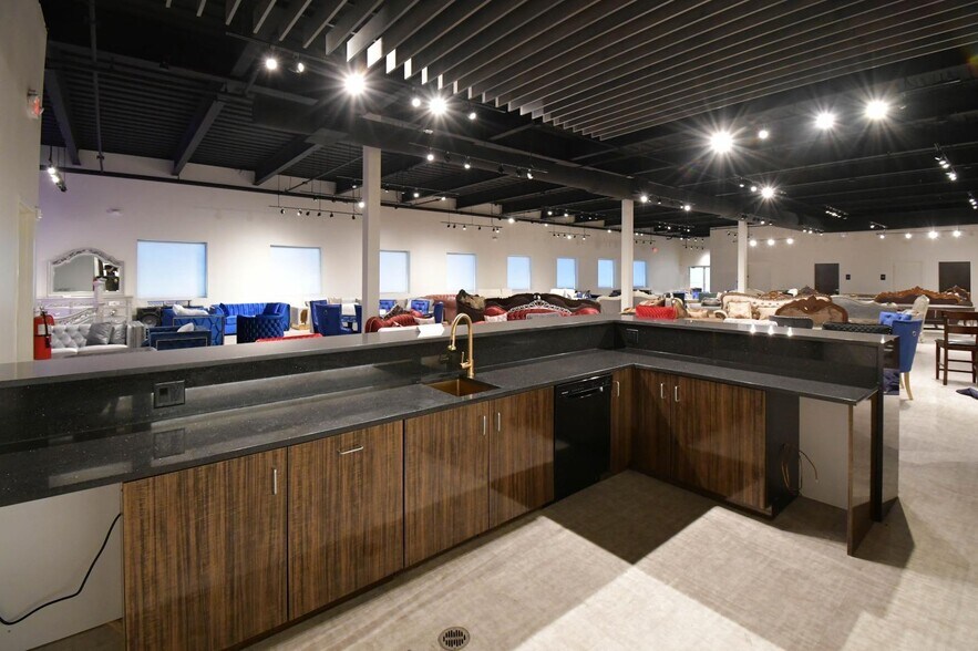 More Photos Of 16 Abeel Rd, Monroe Township Warehouse For Lease