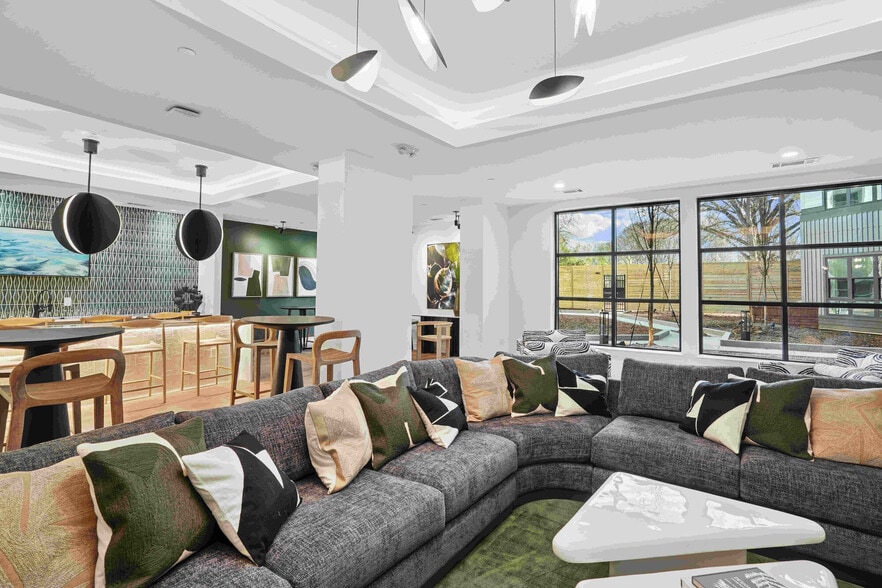 More Photos Of 715 E 36th St, Charlotte Apartments For Lease