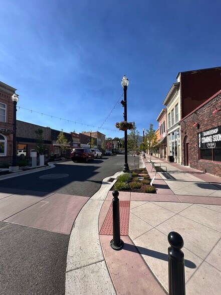 More Photos Of 36 W Utah Ave, Payson Storefront For Sale