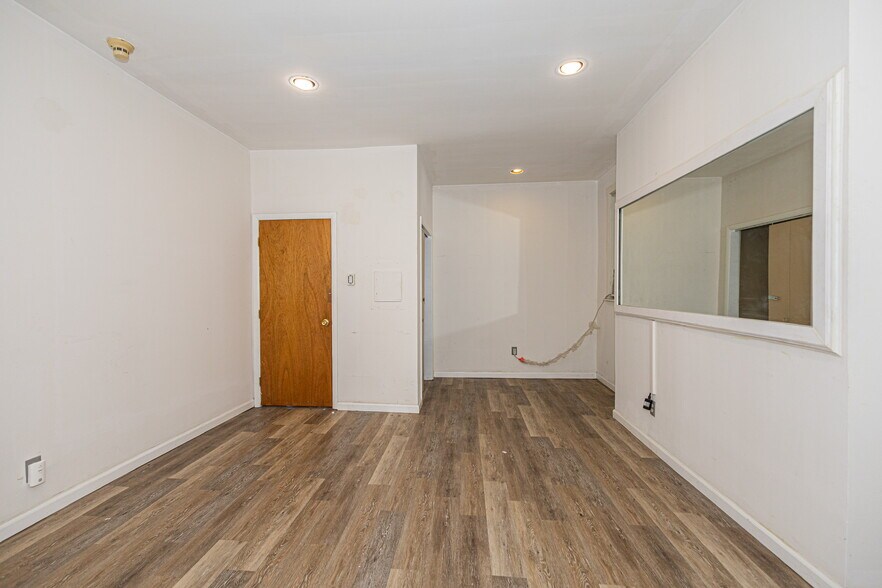 More Photos Of 215 High St, Mount Holly Office Residential For Lease