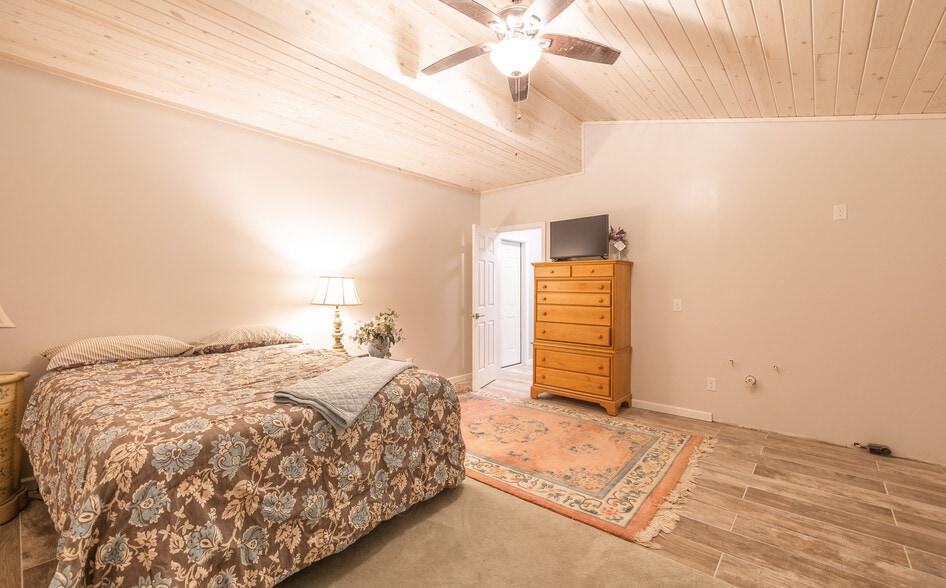 More Photos Of 5870 Old 66, Leasburg Winery Vineyard For Sale