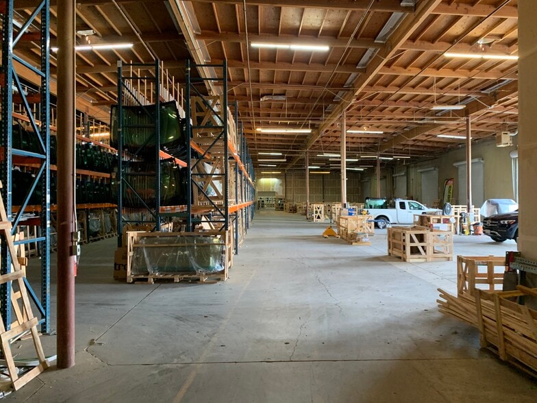 More Photos Of 2655 Land Ave, Sacramento Warehouse For Lease