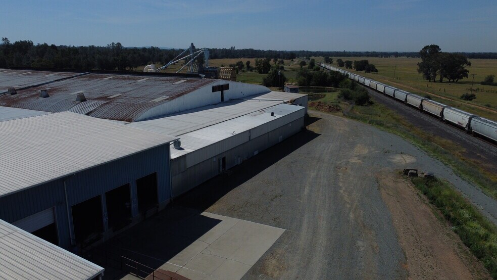 More Photos Of 1980 Kusel Rd, Oroville Manufacturing For Lease