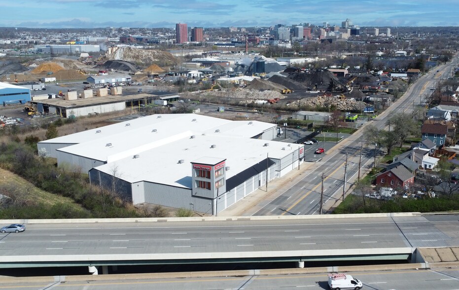 More Photos Of 4093 New Castle Ave, New Castle Self Storage For Sale