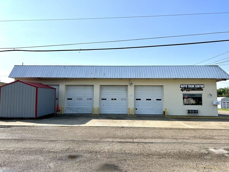 More Photos Of 18 Berger Ave, Gallipolis Auto Repair For Sale