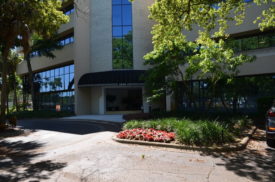 More Photos Of 2200 Lucien Way, Maitland Office For Lease