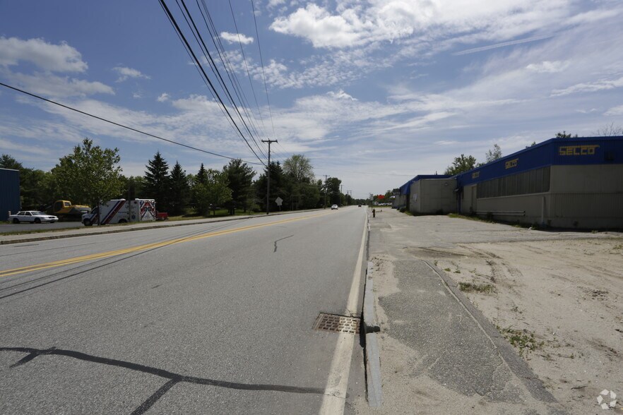 More Photos Of 1525 Lisbon St, Lewiston Warehouse For Lease