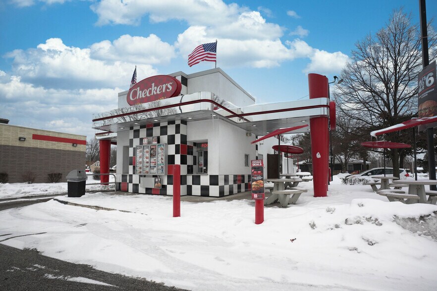 More Photos Of 730 E 162nd St, South Holland Fast Food For Sale