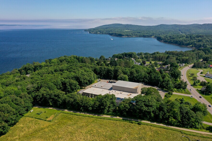 More Photos Of 248 Northport Ave, Belfast Manufacturing For Sale