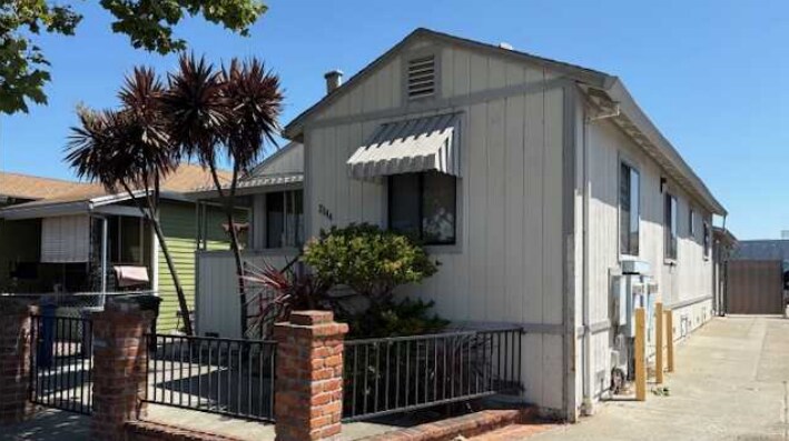 Primary Photo Of 2144 Alvarado St, San Leandro Office Residential For Sale
