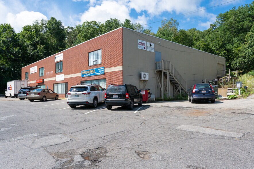 More Photos Of 116 Newburyport Tpke, Rowley Storefront Retail Office For Lease