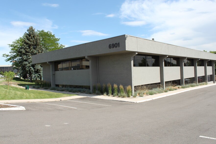 More Photos Of 6901 S Yosemite St, Englewood Office For Sale