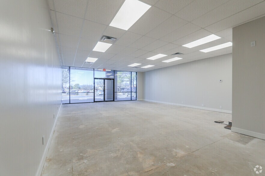 Photo of 1st Floor Ste 713 N Aspen