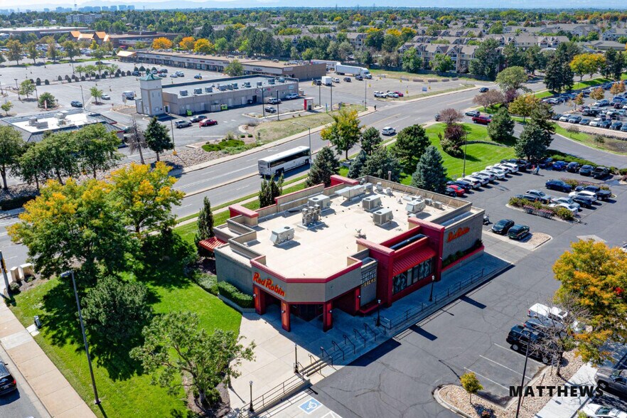 Primary Photo Of 1491 S Havana St, Aurora General Retail For Sale