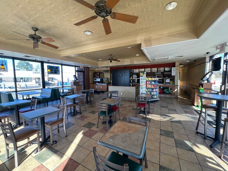 More Photos Of 211 Murchison Rd, Spring Lake General Retail For Sale