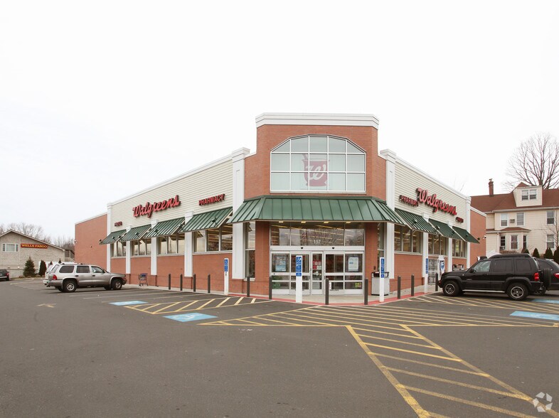 More Photos Of 157 Main St, East Haven General Retail For Sale