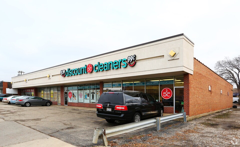 More Photos Of 7425-7433 N Harlem Ave, Chicago Unknown For Lease