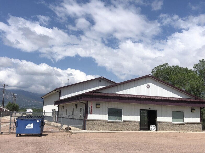 More Photos Of 3930 S US Highway 85 87, Colorado Springs Showroom For Sale