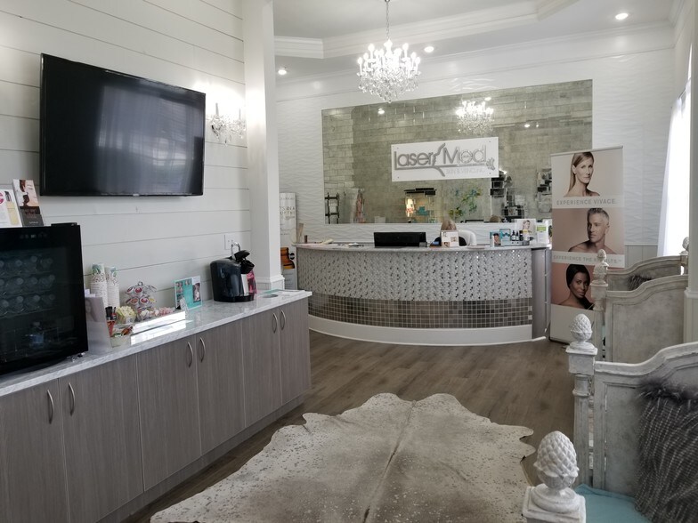 More Photos Of 10405 Old Alabama Connector Rd, Alpharetta Medical For Lease