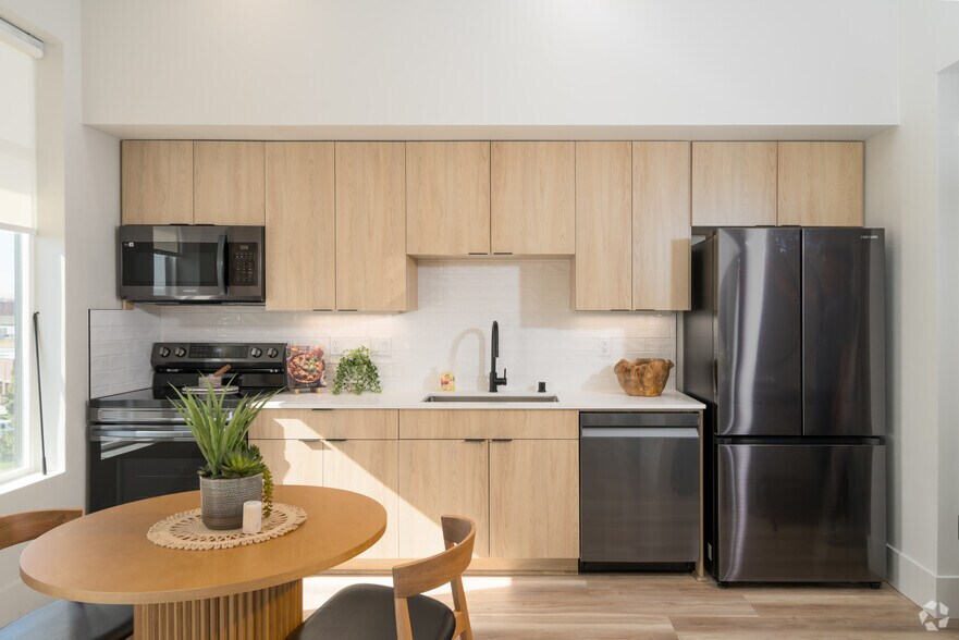 More Photos Of 4112 W 24th Ave, Kennewick Apartments For Lease