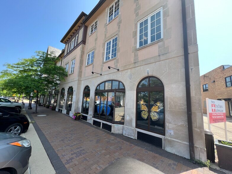 More Photos Of 430 Park Ave, Highland Park Office For Lease