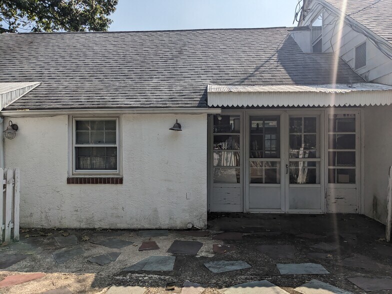More Photos Of 1000 Old York Rd, Abington Office Residential For Sale