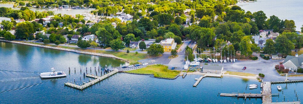 More Photos Of 314 N Morris St, Oxford Hotel For Sale