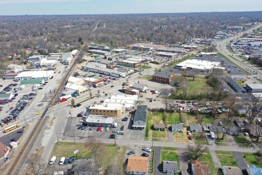 More Photos Of 2118 Bruce Ave, Louisville Restaurant For Sale