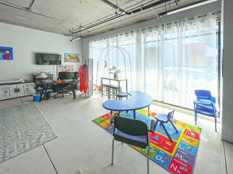 More Photos Of 5239 Claremont Ave, Oakland Apartments For Lease