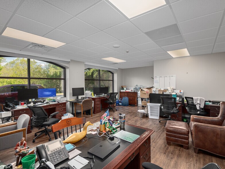 More Photos Of 4 Medical Park Dr, Asheville Medical For Sale