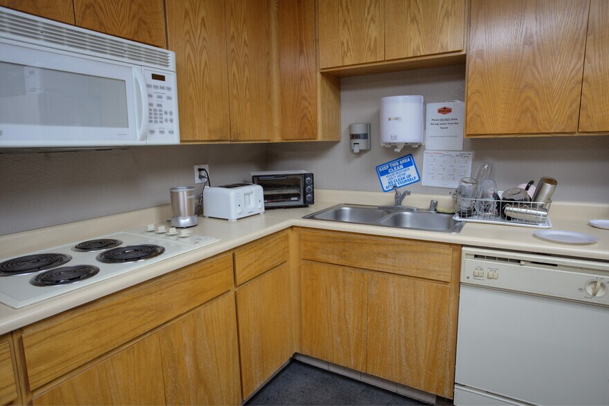 More Photos Of 4257 E Keyes Rd, Ceres Warehouse For Sale