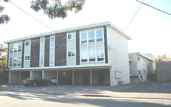 More Photos Of 138 Tunstead Ave, San Anselmo Apartments For Sale