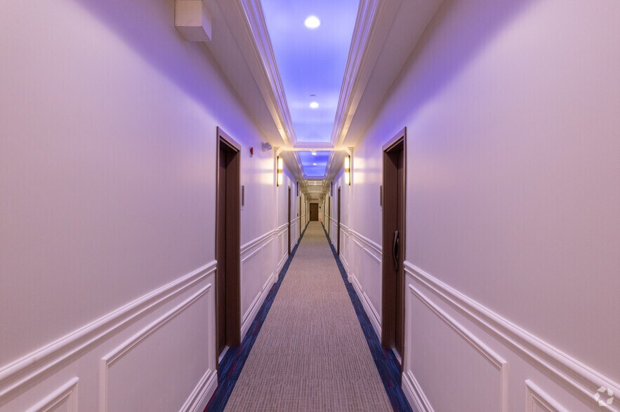 More Photos Of 9600 Franklin, Franklin Park Apartments For Lease